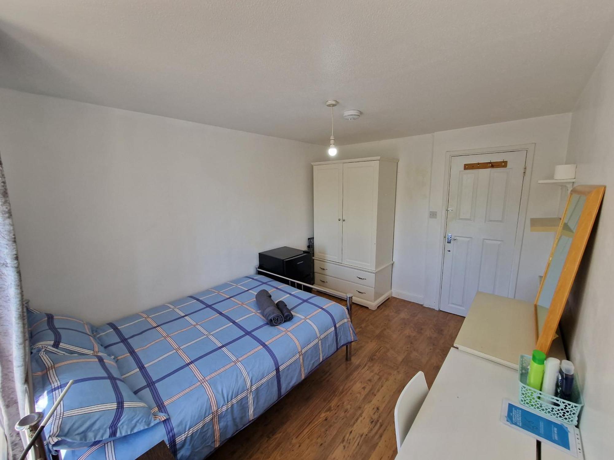 Cozy Double Bedroom In Zone 1-2 Hospedagem domiciliar Londres